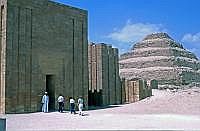 Sakkara: Stufenpyramide des Pharao Djoser