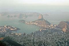 Christus-Statue Cristo Redentor: Blick von der Aussichtsplattform auf Rio