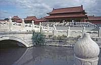 Peking: Verbotene Stadt - ?Tor der Hchsten Harmonie? und Goldwasser-Brcke (Jin Shui).