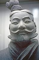 Xian: Mausoleum Qin Shihuangdis  - Soldat der Terrakotta-Armee