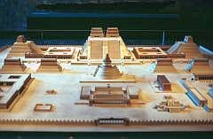 Museo Nacional de Antropologa: Modell des Templo Mayor von Tenochtitlan