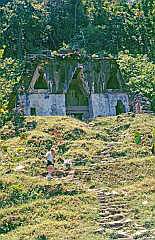 Palenque: Tempel des Bltterkreuzes