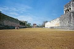 Chichn Itz: Ballspielplatz und Jaguartempel