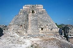 Uxmal: Pyramide des Zauberers