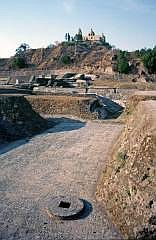 Cholula: Ausgrabungen an der Seite der Pyramide