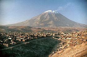 Arequipa und der Vulkan Misti
