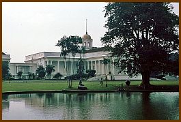 Bogor - Botanischer Garten, Prsidentenpalast 