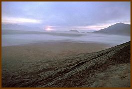 Nebelmeer am Mt. Bromo