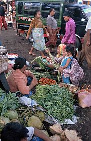 Tanjung Luar: Normaler Markt