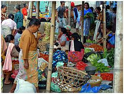 Tanjung Luar - Markt