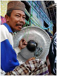 Tanjung Luar - Nyelamak Dilauk Fest: Musikkapelle