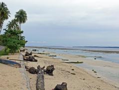 Strand bei Mokmer-Parei