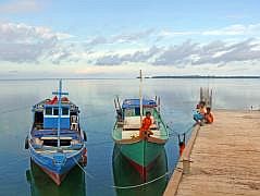 Numfor: Mit dem Boot um die ganze Insel - Manggari